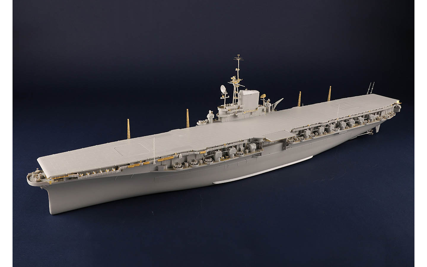 USS Midway CV-41 1/350 Straight Deck Model Kit