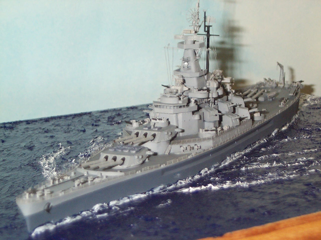 Battleship Model Kit - USS Alabama